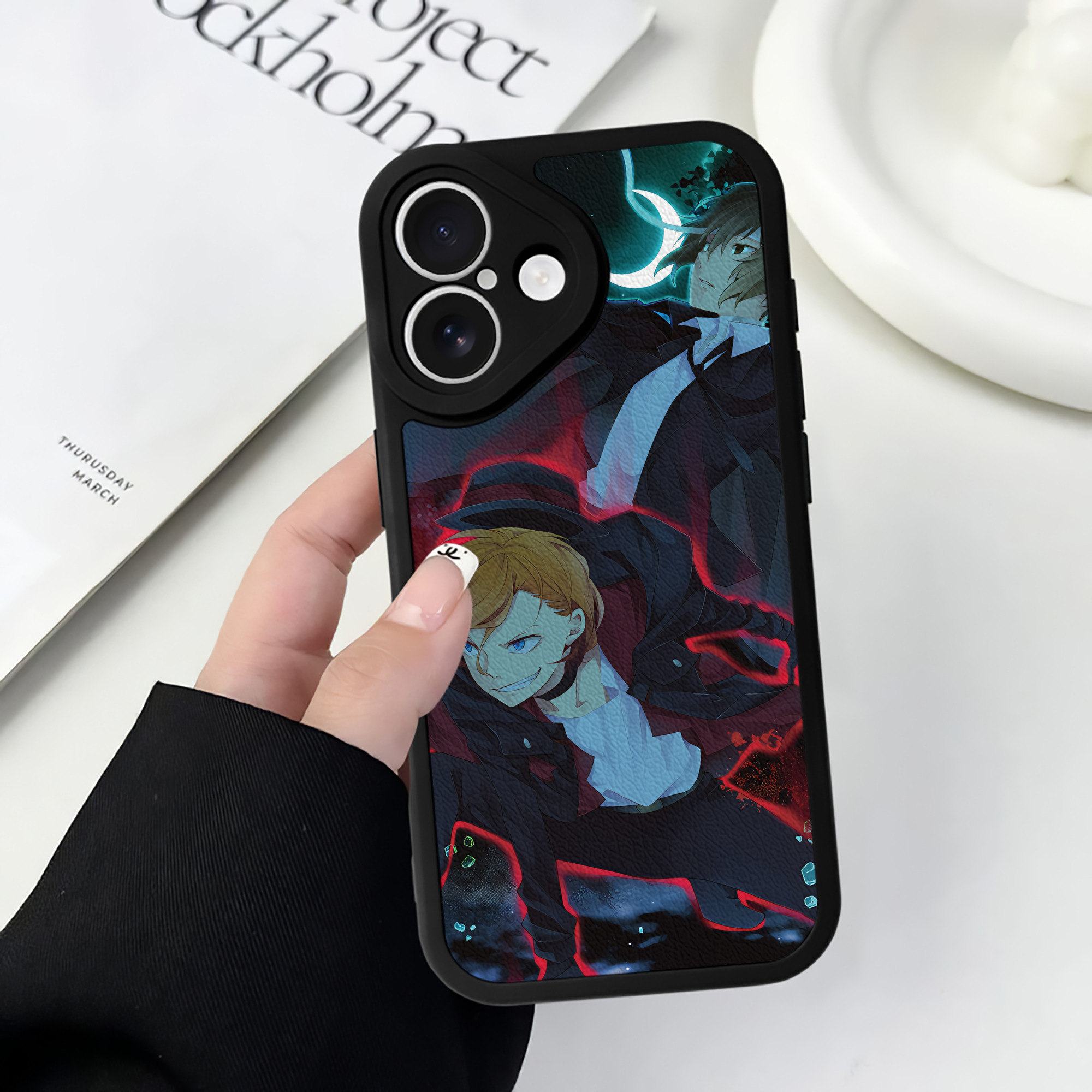 （画像用） 文豪ストレイドッグス Bungo Stray Dogs 【iPhone 16シリーズ対応】シリコンスマホケース（レザー調） 材質：シリコン